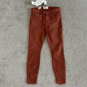 Current/Elliott - The Stiletto in Dark Ransom With Released Hem Size 27‎